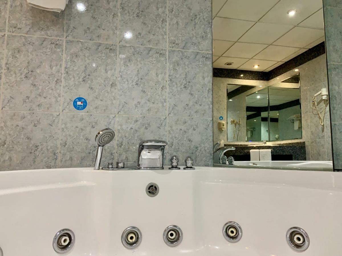 Hotel Humanes Humanes de Madrid Kültér fotó