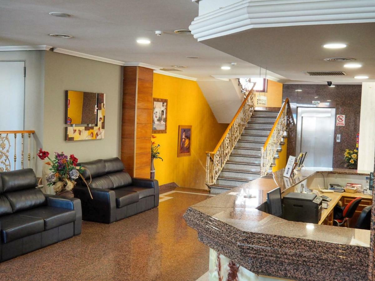 Hotel Humanes Humanes de Madrid Kültér fotó
